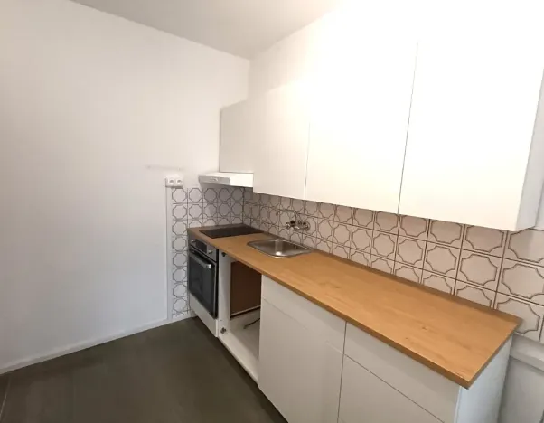 Pronájem bytu 3+1, Zlín, Hluboká, 90 m2