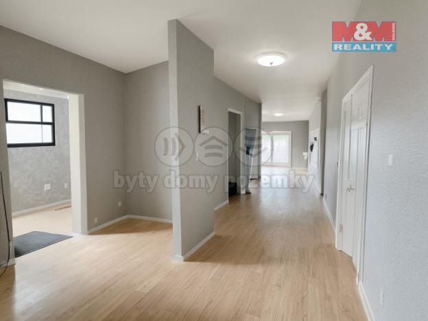 Prodej rodinného domu, Jince, 240 m2