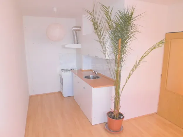 Pronájem bytu 2+kk, Praha - Prosek, Jablonecká, 49 m2