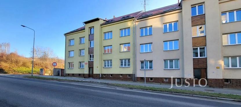 Prodej bytu 3+1, Písek, Táborská, 75 m2