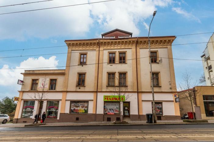 Prodej obchodního prostoru, Liberec - Liberec III-Jeřáb, 1. máje, 55 m2