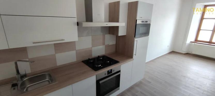 Pronájem bytu 2+kk, Moravské Budějovice, nám. Míru, 55 m2