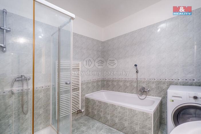 Prodej bytu 3+1, Turnov, Nádražní, 124 m2