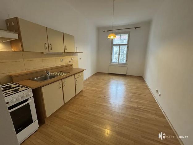 Pronájem bytu 2+kk, Praha - Vršovice, Orelská, 40 m2