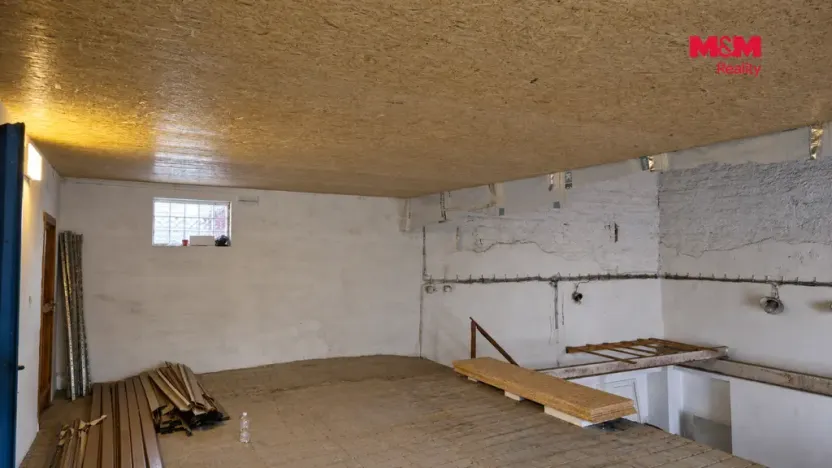 Pronájem skladu, Louny, Říční, 204 m2