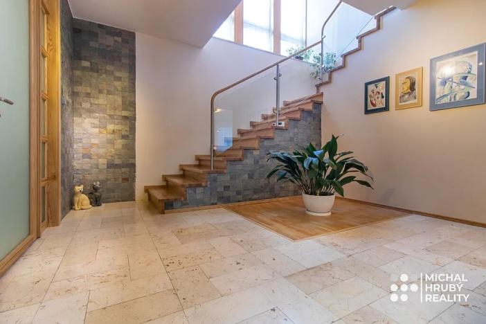 Prodej rodinného domu, Kopřivnice, Štramberská, 230 m2