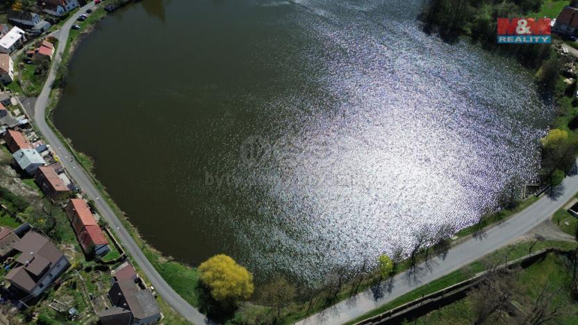 Prodej rybníku, Svojšice, 70738 m2