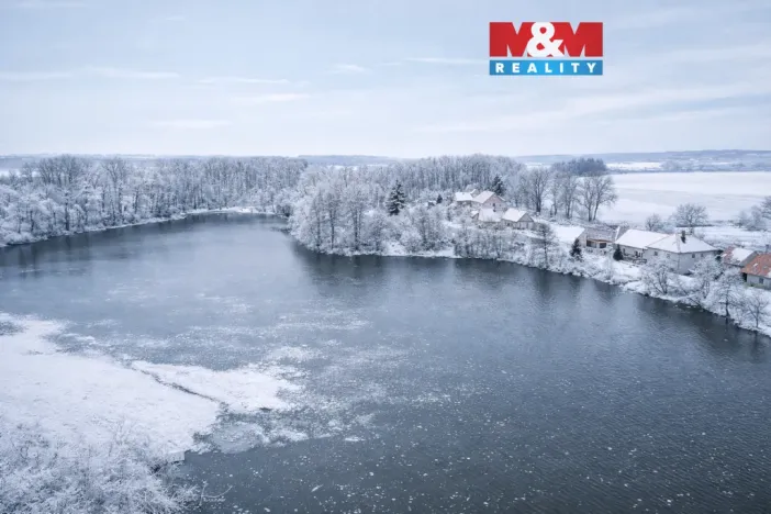 Prodej rybníku, Svojšice, 70738 m2