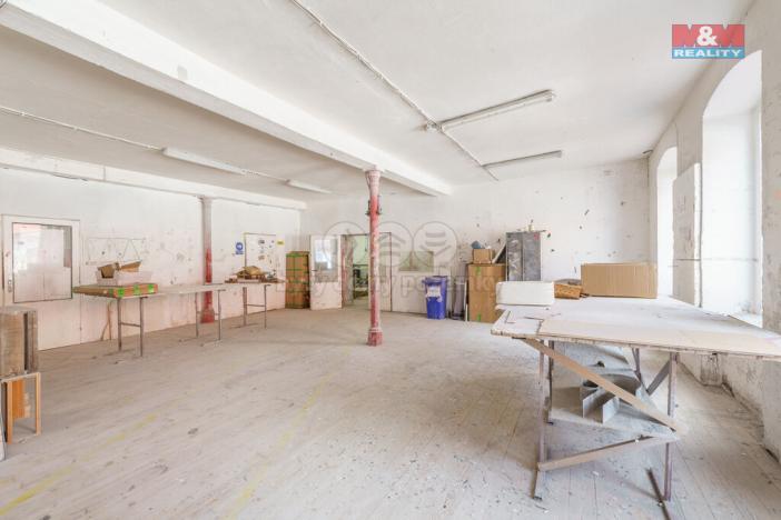 Prodej kanceláře, Karlovy Vary - Rybáře, Sokolovská, 2100 m2