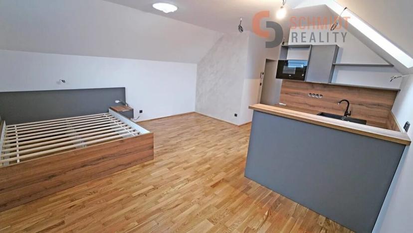 Prodej bytu 1+kk, Valtice, P. Bezruče, 51 m2