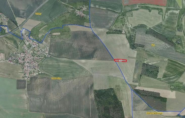 Prodej pole, Uhy, 3741 m2