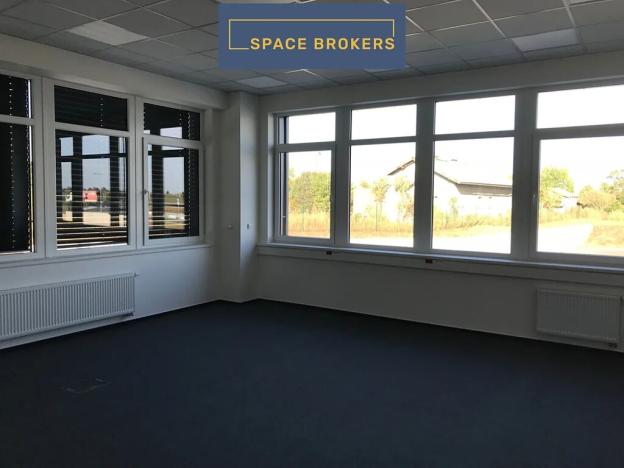 Pronájem skladu, Syrovice, 5063 m2