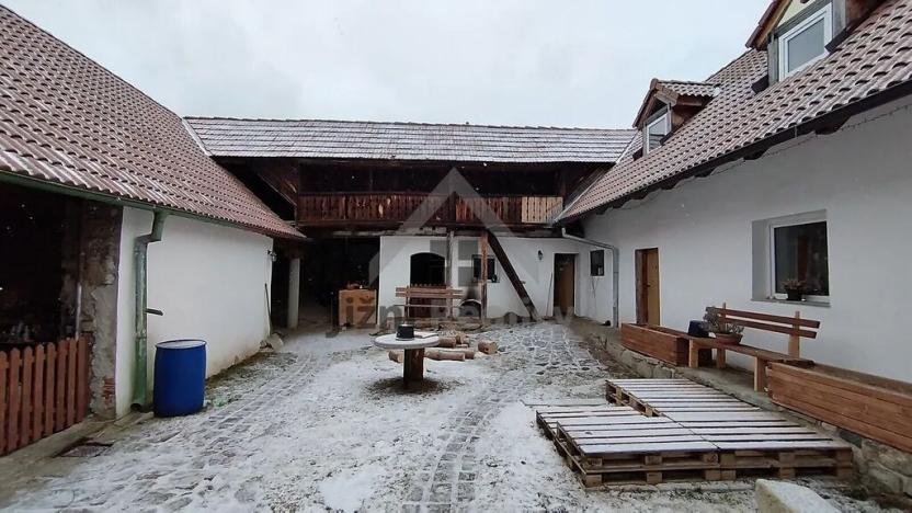 Prodej rodinného domu, Trhové Sviny, Rejta, 500 m2