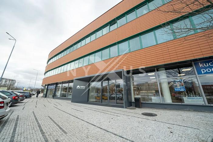 Pronájem kanceláře, Praha - Stodůlky, Jeremiášova, 741 m2