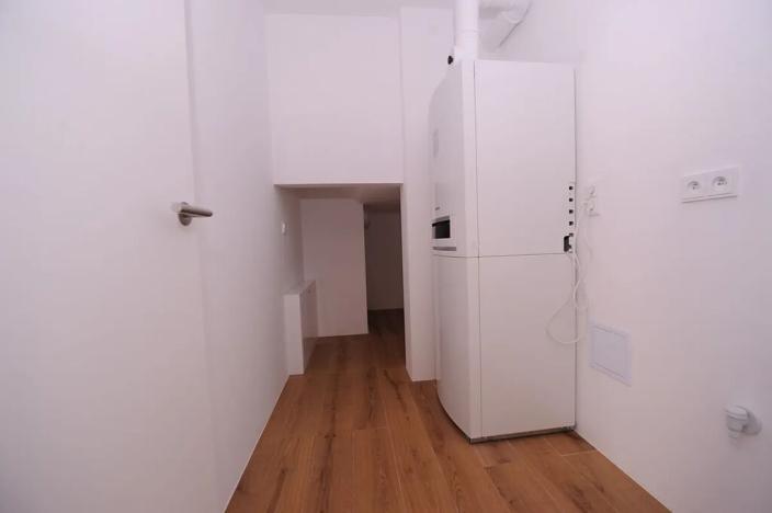 Pronájem rodinného domu, Praha - Horní Měcholupy, U Golfu, 180 m2