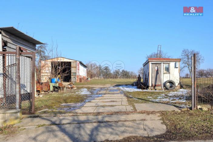 Prodej pole, Miskovice, 8245 m2