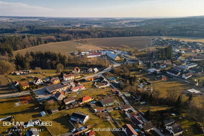 Prodej pozemku pro bydlení, Ústrašice, 648 m2