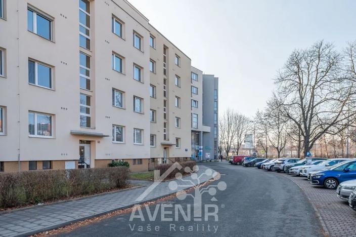 Pronájem bytu 3+1, Zlín, Zarámí, 76 m2