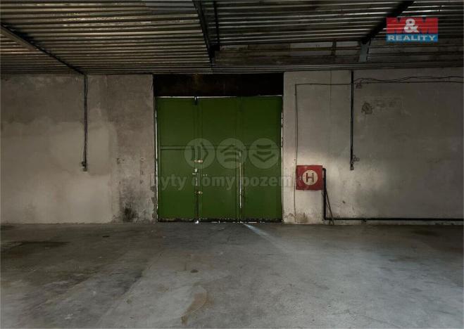 Pronájem obchodního prostoru, Varnsdorf, Bratislavská, 700 m2