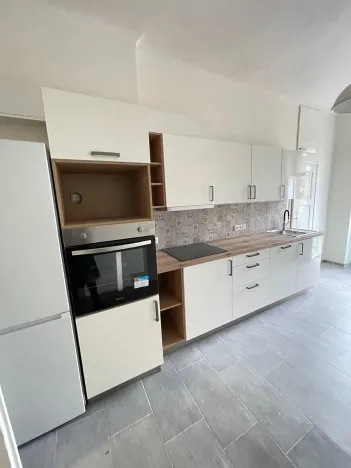 Pronájem bytu 2+kk, Praha - Žižkov, Fibichova, 53 m2