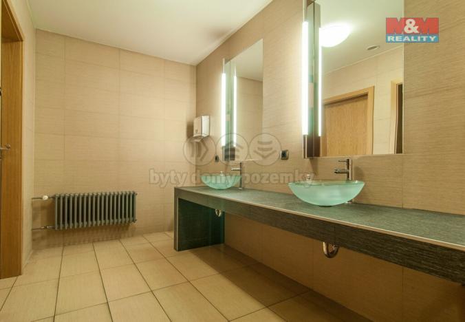 Prodej kanceláře, Praha - Smíchov, Kartouzská, 664 m2