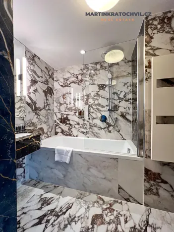 Pronájem bytu 1+kk, Praha - Staré Město, Bílkova, 29 m2