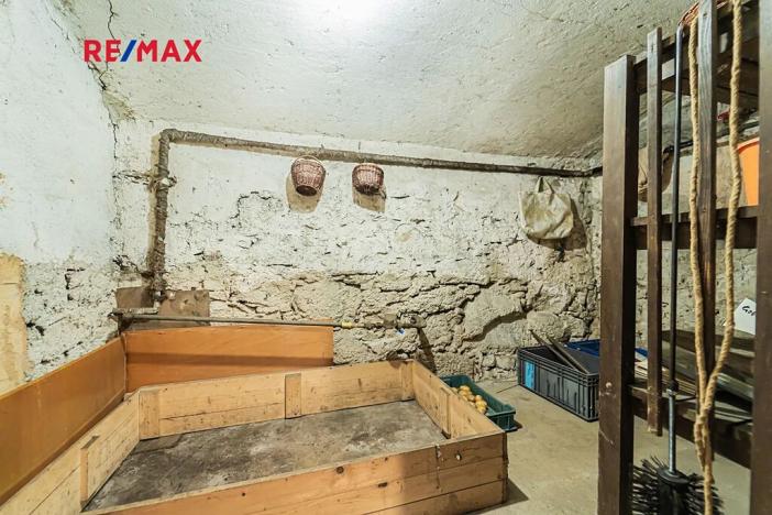 Prodej rodinného domu, Skořice, 192 m2