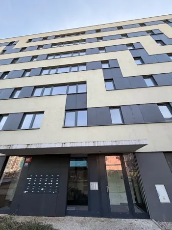 Pronájem bytu 2+kk, Praha - Holešovice, Argentinská, 56 m2