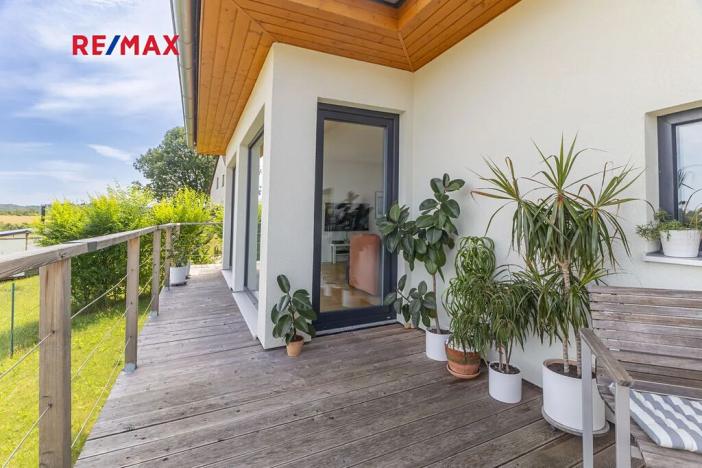 Prodej vícegeneračního domu, Bavoryně, 194 m2