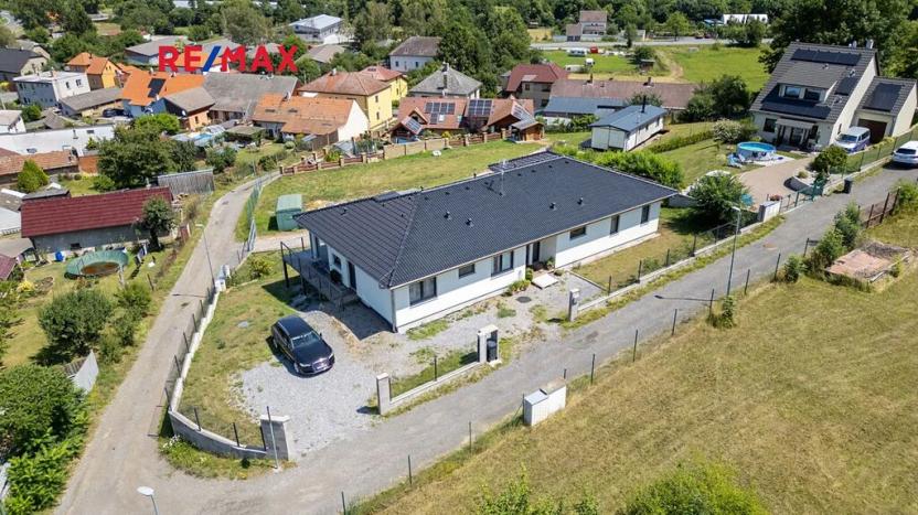 Prodej vícegeneračního domu, Bavoryně, 194 m2