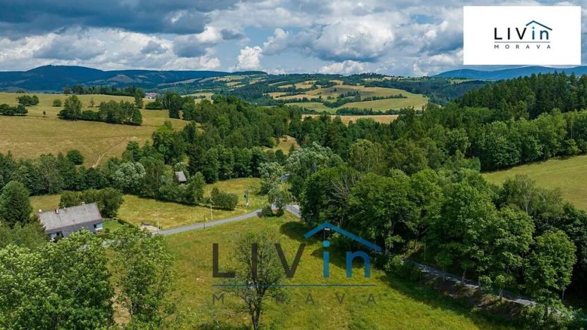 Prodej pozemku pro bydlení, Staré Město, 7657 m2