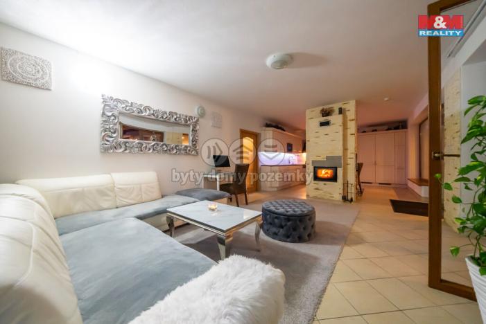 Prodej rodinného domu, Lechovice, 280 m2