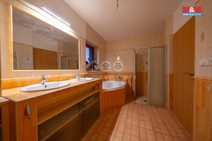 Prodej rodinného domu, Lechovice, 280 m2