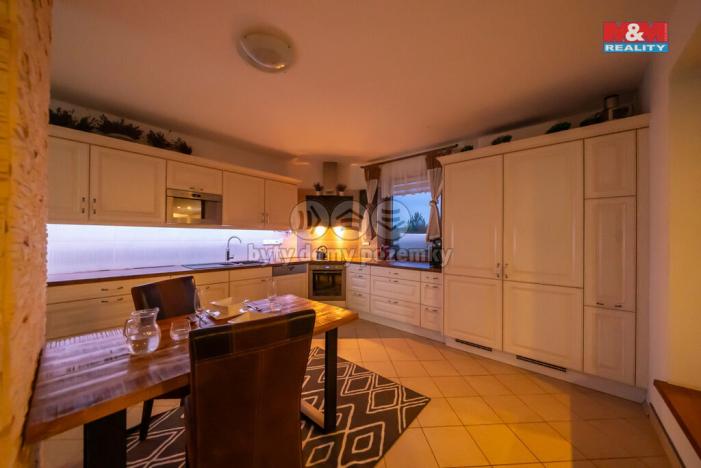 Prodej rodinného domu, Lechovice, 280 m2