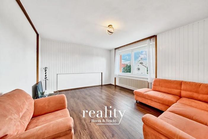 Prodej bytu 3+1, Šumná, 69 m2