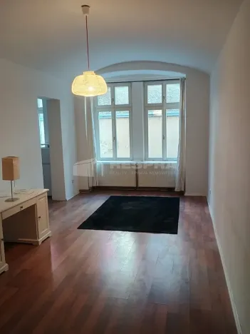 Pronájem bytu 2+1, Praha - Malá Strana, Zborovská, 65 m2