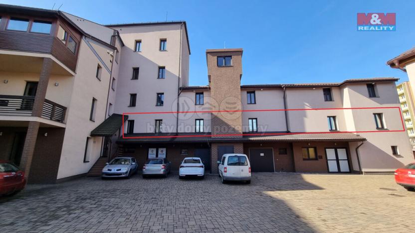 Pronájem kanceláře, Český Těšín, Ostravská, 271 m2