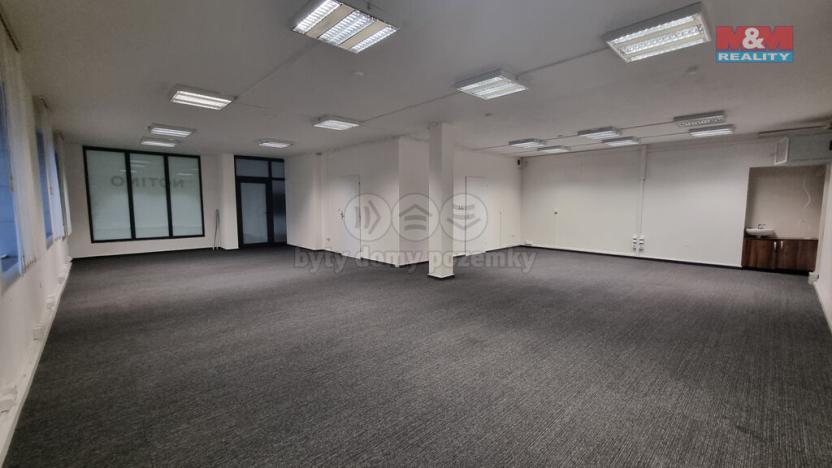 Pronájem kanceláře, Český Těšín, Ostravská, 271 m2
