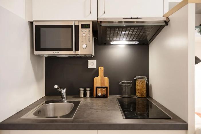 Pronájem bytu 1+kk, Praha - Holešovice, Na zátorách, 15 m2