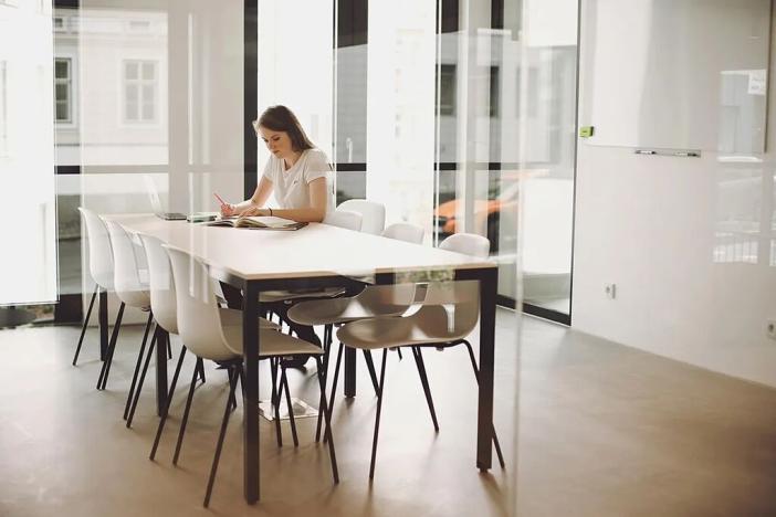 Pronájem bytu 1+kk, Praha - Holešovice, Na zátorách, 15 m2