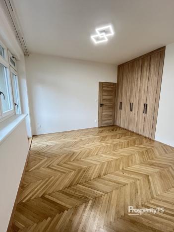 Pronájem bytu 2+kk, Praha - Vršovice, 48 m2