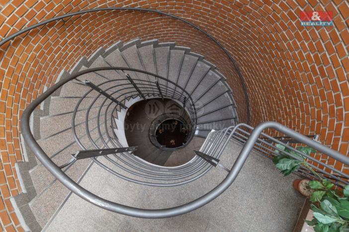 Prodej restaurace, Černotín, 2100 m2