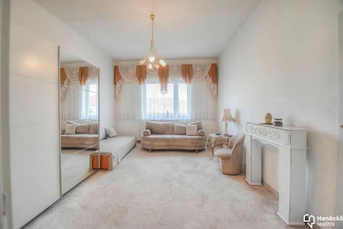 Prodej rodinného domu, Olomouc, Střední novosadská, 228 m2