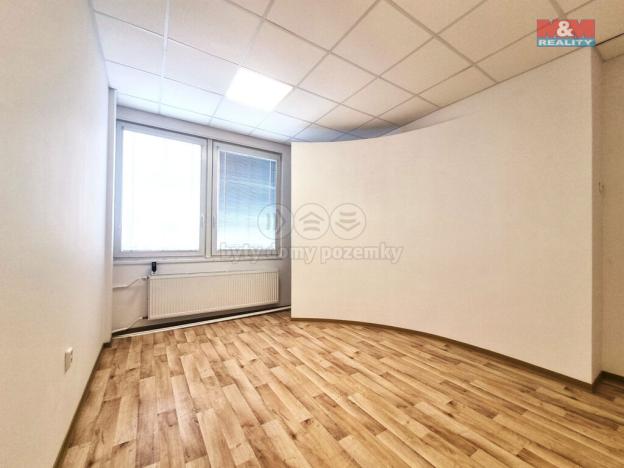 Pronájem kanceláře, Hodonín, Velkomoravská, 36 m2