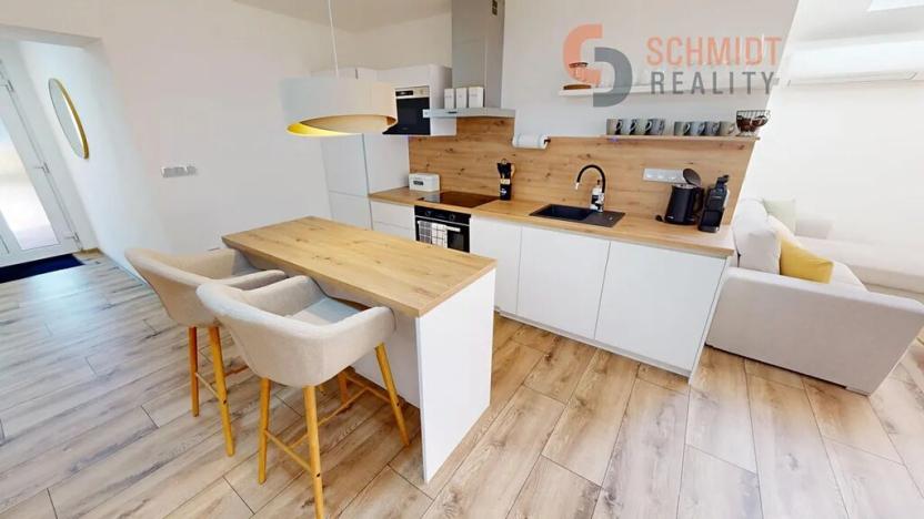 Prodej rodinného domu, Bulhary, 300 m2