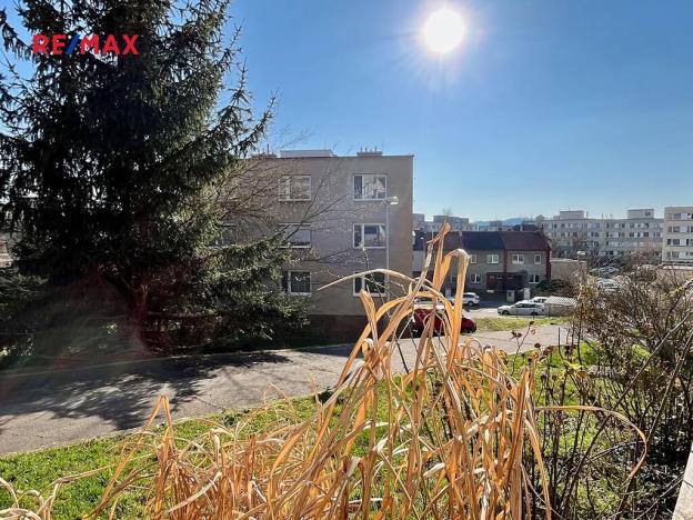 Prodej bytu 1+kk, Praha - Modřany, K otočce, 49 m2