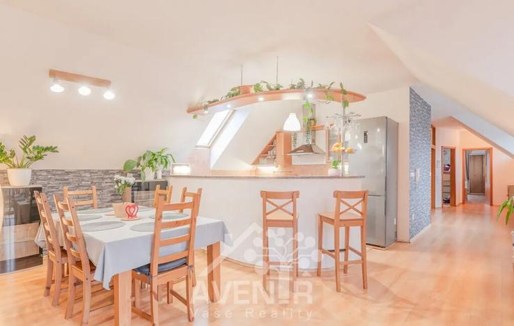 Prodej rodinného domu, Valašská Polanka, 415 m2