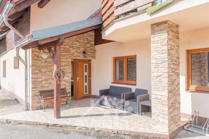 Prodej rodinného domu, Valašská Polanka, 415 m2