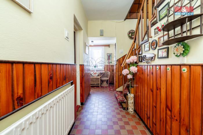 Prodej rodinného domu, Svratka, Partyzánská, 150 m2