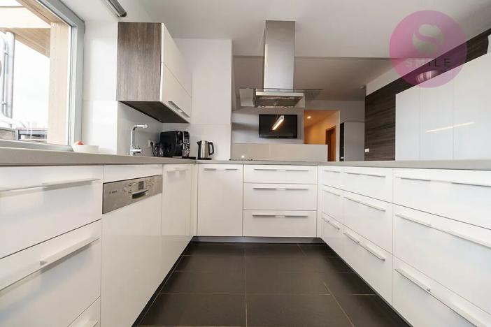 Pronájem bytu 4+1, Ostrava, Vítězná, 205 m2